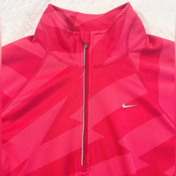 Nike Dri-FIT long sleeve quarter zip running jacket size small in hot pink - Picture 1 of 15